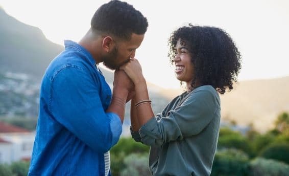 Why your first message matters more than you think